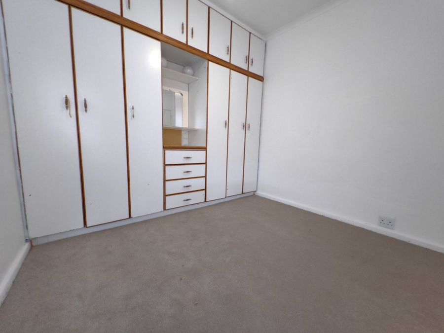4 Bedroom Property for Sale in Lavender Hill Western Cape
